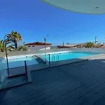 Hermoso Departamento En Playa Brava Iqq